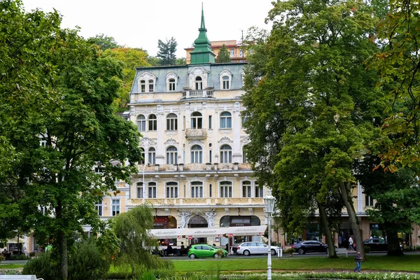 Mariánské Lázně Česko Září 2017 Čelní Fasáda Hotelu Polonia Objeví — Stock fotografie