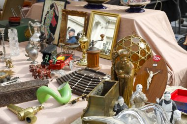 Duraktaki nesnelerin çeşitliliği