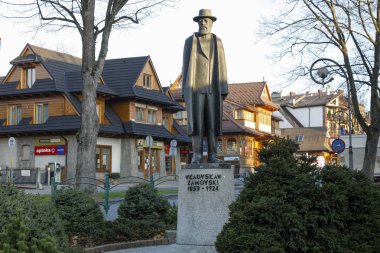 Kont Wladys 'in Anıtı