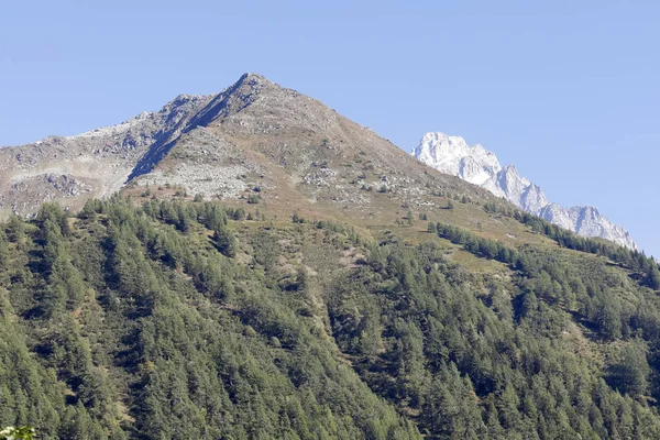 Gipfel in den französischen Alpen — Stockfoto