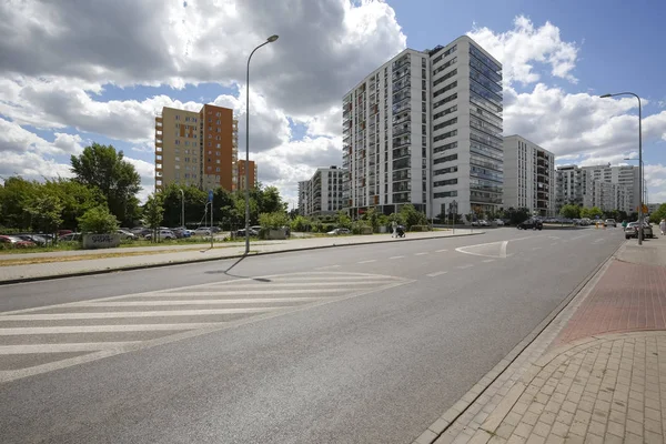 Moderne Architektur der neuen Siedlung — Stockfoto