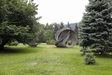 Parktaki sanat eseri