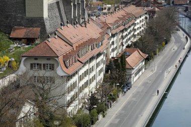 bir dizi konut binası.