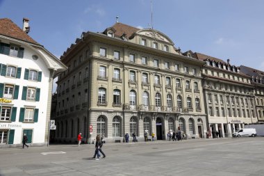 Bir kare ile şehir evleri