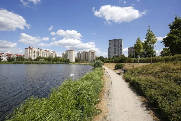 Housing estate among green areas — Stock Photo, Image