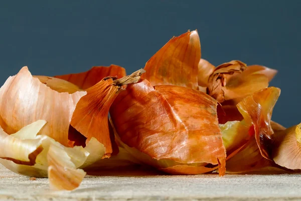 Ragged Pieces Onion Shells Remained Only — Stock Photo, Image