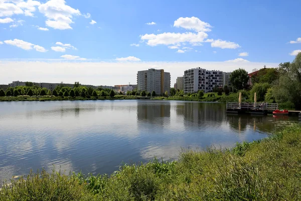 Warsaw Poland May 2020 Lake Park Area Goclaw Housing Estate — Stock Photo, Image