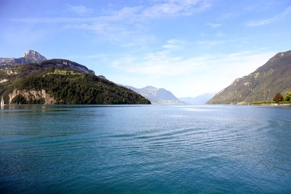 Alpi Maestose Insieme Grande Lago Lucerna Svizzera Vierwaldstattersee Lago Quattro — Foto Stock