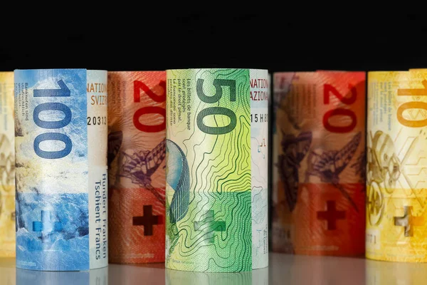 Şte Sviçre Banknotlarının Tomarları Ekonomiyi Sunma Fikri Konsepti — Stok fotoğraf