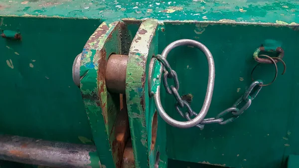 Thick Hooks Iron Container — Stock Photo, Image