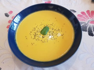 Lezzetli bir sebze kreması.