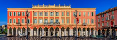 Nice, Fransa - 23 Mayıs 2017: Place Massena, Nice büyük ticari ve kültürel Simgesel Yapı