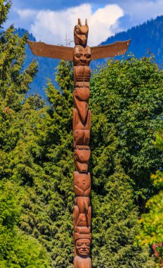 Stanley Parkı Vancouver, Kanada'da Brockton noktasında ilk Milletler Kızılderili totem direkleri