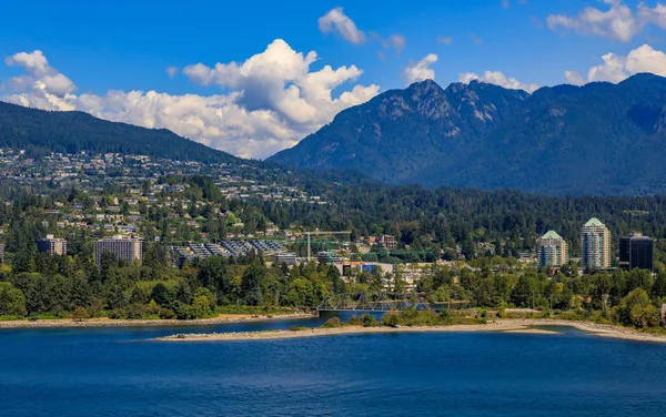Blick Auf North Vancouver Und Die Berge Vom Stanley Park — Stockfoto