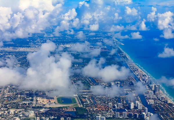 Luchtfoto Van Turquoise Wateren Van Atlantische Oceaan Langs Oostelijke Kust — Stockfoto