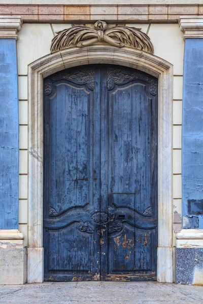 Old Shabby Wooden Door Peeling Blue Paint Carvings Gothic Quarter — Stock Photo, Image