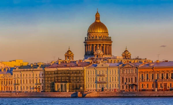 Sunset Saint Petersburg Russia Neva River View Palace Embankment Saint — Stock Photo, Image