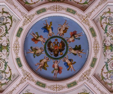 Hermitage Müzesi süslü tavan altın detay 