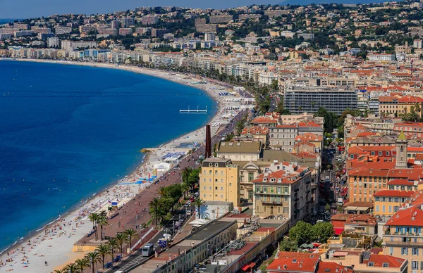 Nice Cityscape'in Akdeniz'deki Nice Fransız Rivierası'ndaki Eski Şehir Vieille Ville'e bakışı, Cote dazur, Fransa