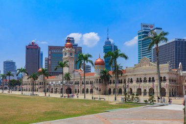 Kuala Lumpur, Malezya - 16 Ağustos 2013: Bilgi ve Kültür Bakanlığı İletişim ve Kültür Bakanlığı ile Bağımsızlık Meydanı üzerindeki Sultan Abdul Samad Binası