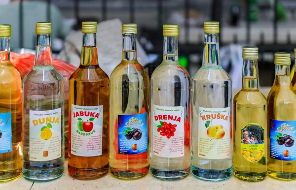 Selección Fruta Con Sabor 100 Prueba Aguardiente Casero Rakija Botellas — Foto de Stock