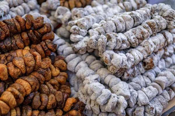 Strings Sugar Coated Dried Figs Basket Sale Outdoor Farmer Market — Stock Photo, Image