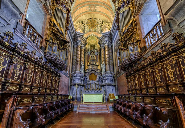 Kilátás Díszes Barokk Homlokzatára Igreja Dos Clerigos Templomnak Óvárosban Porto — Stock Fotó