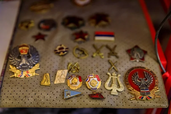 Collection Old Yugoslavian Soviet Medals Pins Old Memorabilia Display Souvenir — Stock Photo, Image