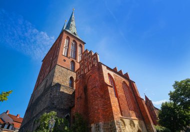 Almanya 'daki Berlin Nikolaikirche Kilisesi Baltic Gotik Mimari