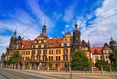 Almanya 'nın Dresden şehrinde Zwinger yakınlarında ikamet