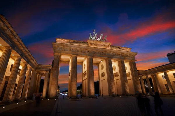 Brama Brandenburska Berlin Brandenburger Tor Zachodzie Słońca Niemczech — Zdjęcie stockowe