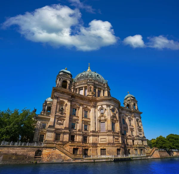 Catedral Berlín Berliner Dom Desde Río Spree Alemania — Foto de Stock