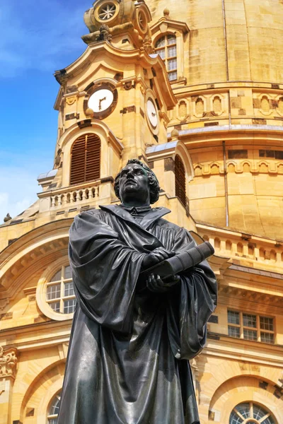 Estátua Memorial Martinho Lutero Perto Frauenkirche Dresden Alemanha — Fotografia de Stock