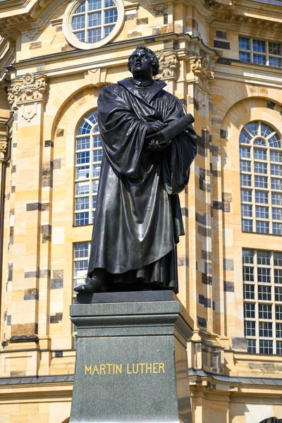 Martin Luther Memorial Szobor Közelében Frauenkirche Drezda Németország — Stock Fotó