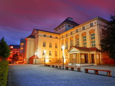 Gece Almanya Harz Thüringen Nordhausen Tiyatrosu'nda