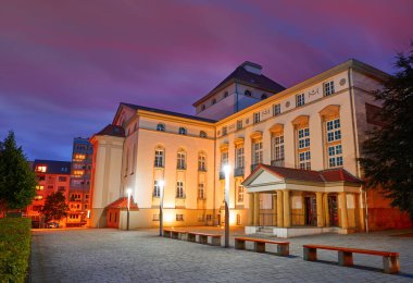 Gece Almanya Harz Thüringen Nordhausen Tiyatrosu'nda