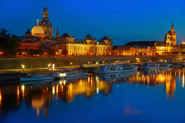 Dresde Coucher Soleil Skyline Reflecion Dans Rivière Elbe Saxe Allemagne — Photo