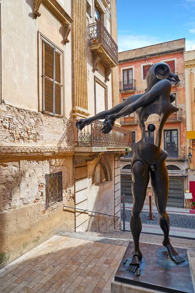 Rzeźba Dali Figueres Street Pobliżu Muzeum Sztuki Katalonii — Zdjęcie stockowe