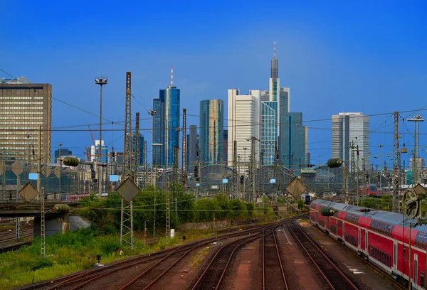 Linha Horizonte Frankfurt Partir Estação Ferroviária Alemanha — Fotografia de Stock
