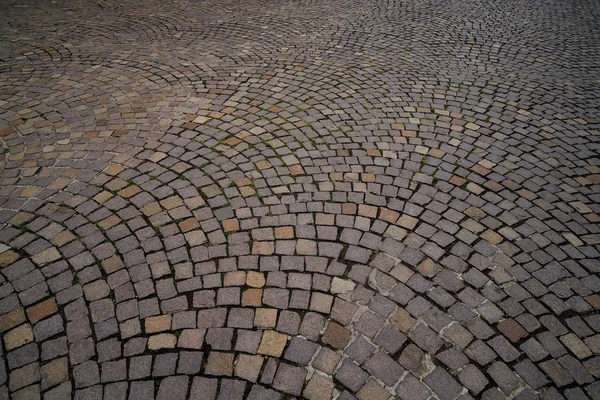 ドイツのフランクフルト モザイク石畳通り土系舗装 — ストック写真