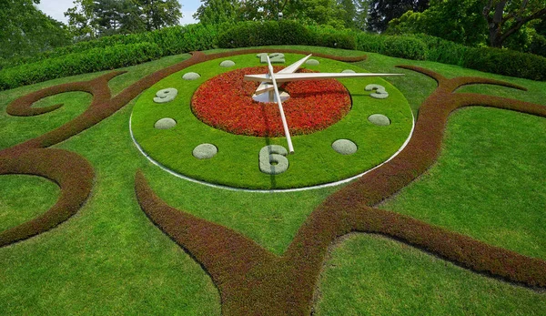 Reloj Flores Geneve Jardín Cerca Del Lago Ginebra Suiza Suiza — Foto de Stock