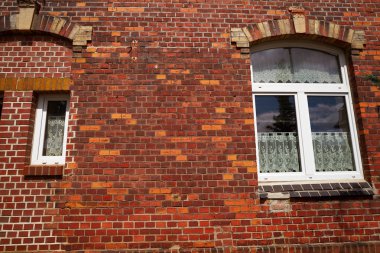Nordhausen tuğla cephe ve Almanya Harz Thuringia içinde pencere eşiği