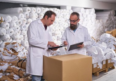 ambar sorumlusu Yöneticisi erkekler ve moda tekstil fabrikası
