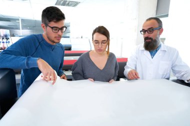 Takımı sanayi çizici yazıcı erkek ve kadın, yazdırma