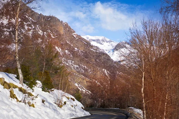 Cerler Carretera Zona Esquí Con Nieve Huesca Pirineos España — Foto de Stock