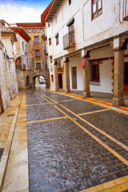 Mora de Rubielos köyü Gudar Javalambre Sierra üzerinde bulunan Teruel İspanya