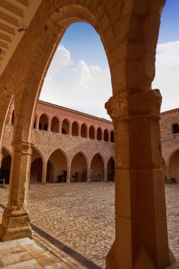Mora de Rubielos kale Gudar Sierra üzerinde bulunan Teruel İspanya