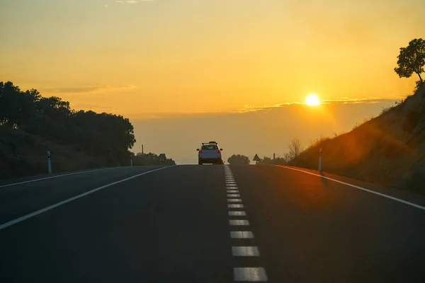 Günbatımı Altın Gökyüzü Spanya Ile Yolda — Stok fotoğraf