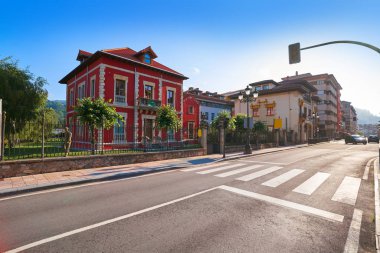Cangas de gidebildiğimiz köyü Asturias, İspanya