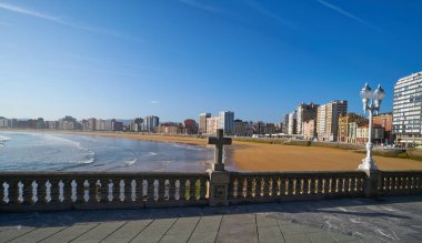 Gijon playa San Lorenzo beach Asturias İspanya